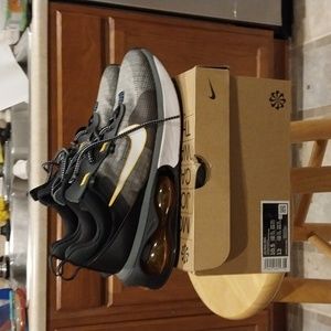 Nike Air Max 2021